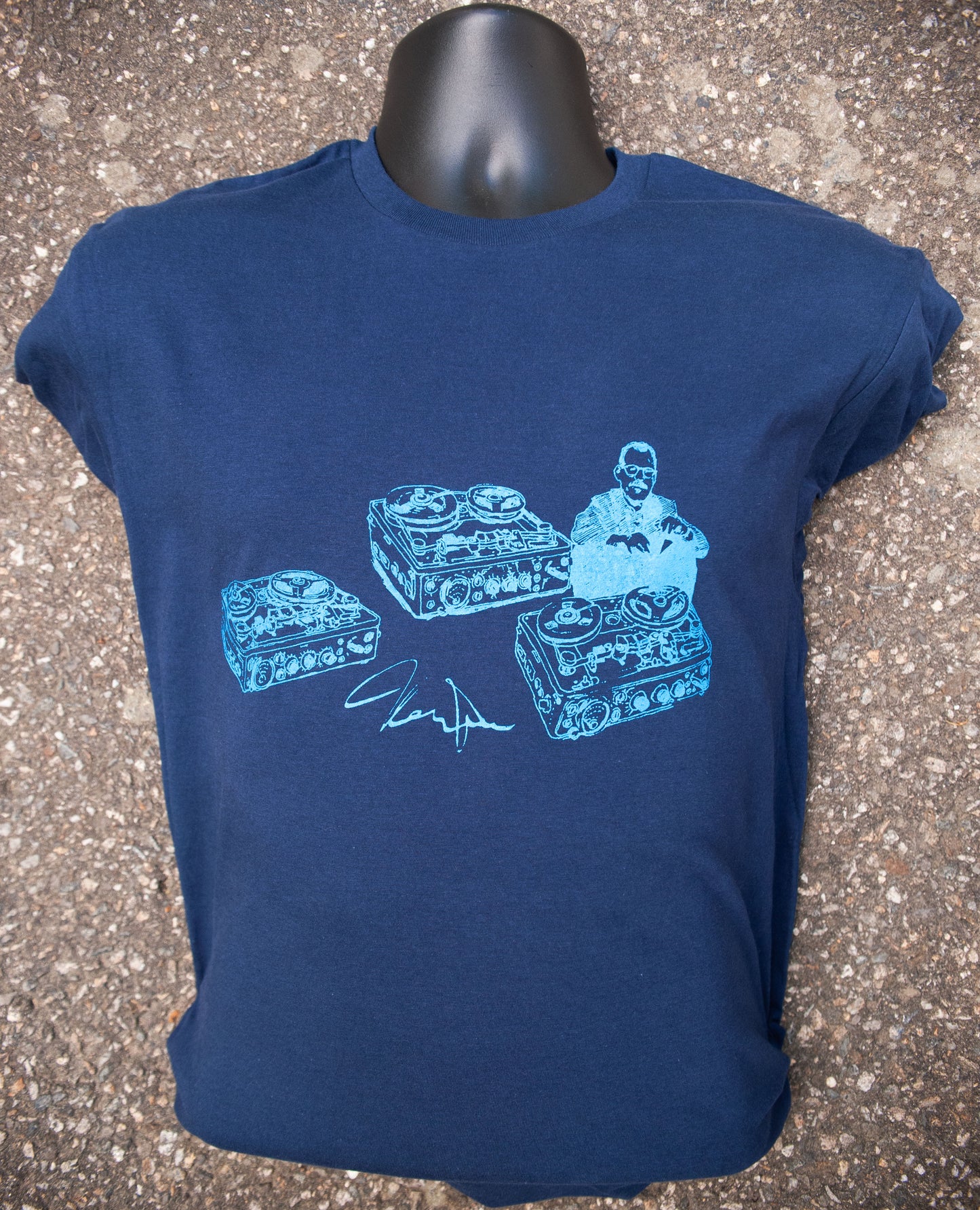 Henry Jacobs 2CD & CD/DVD + T Shirt Bundle